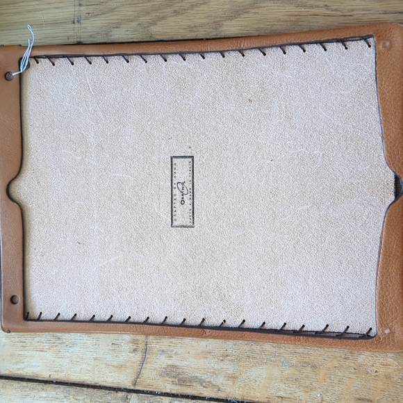 NWOT handmade orbino leather iPad case - Picture 4 of 5
